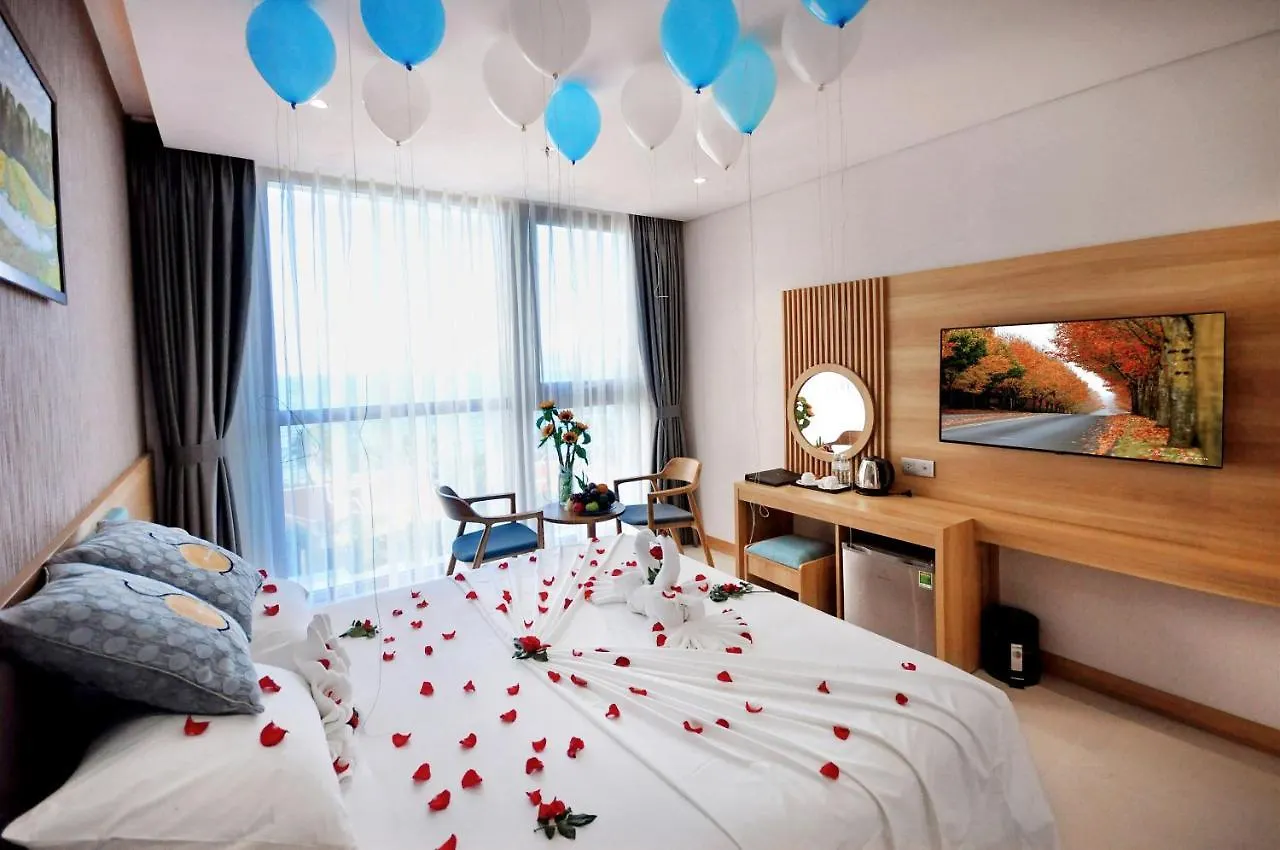Sun Kiss Hotel Nha Trang 4*,