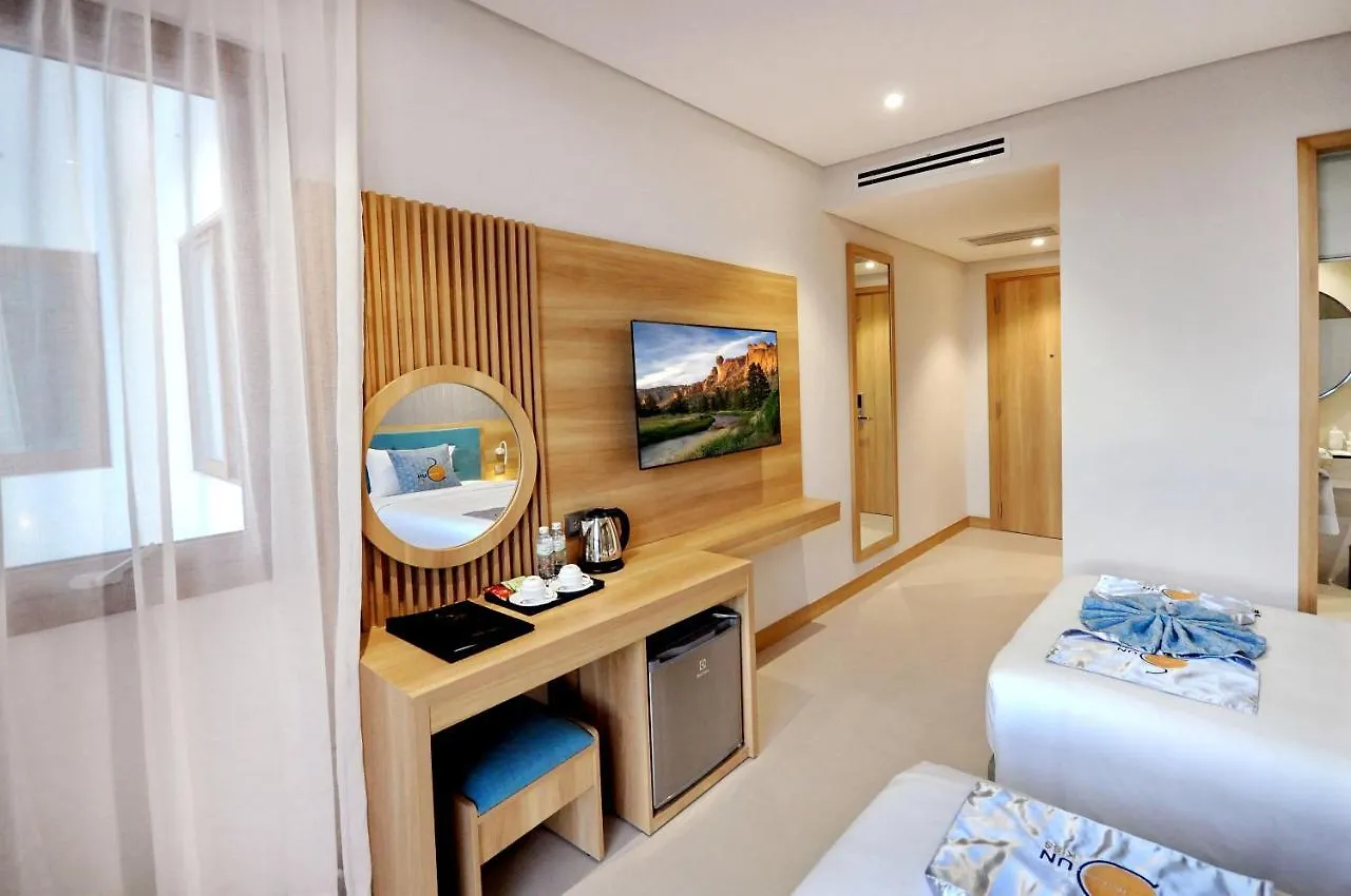 Sun Kiss Hotel Nha Trang 4*,
