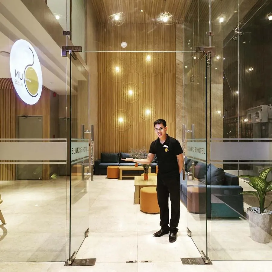 Sun Kiss Hotel Nha Trang 4*,  Vietnam
